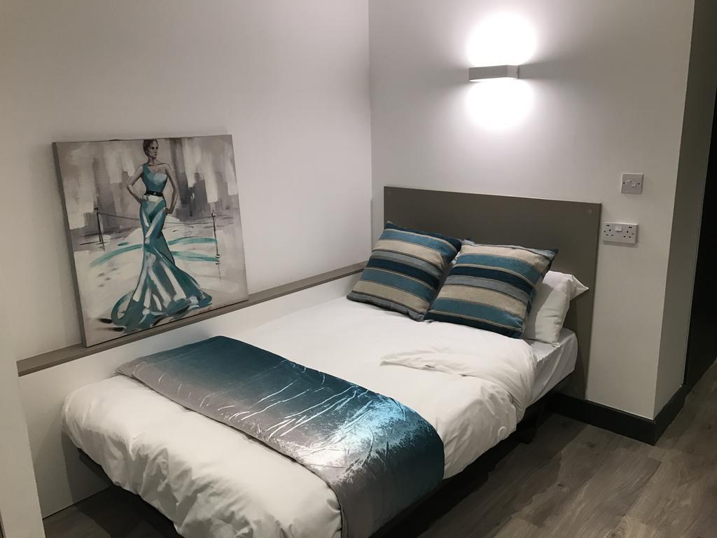 Citi Residences Serviced Rooms/ Apartments Luton  Exterior photo
